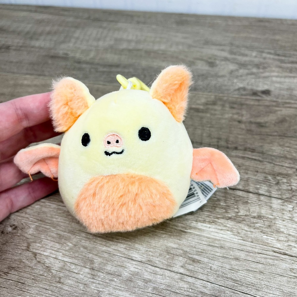 Squishmallows Meghan the Bat 3.5" Plush Keychain Clip Yellow Peach Fuzzy Belly